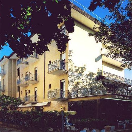 Hotel Zenith Rímini Exterior foto